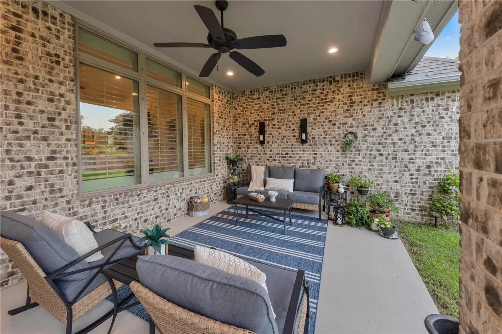 196 County Road 2309 Mineola, TX 75773