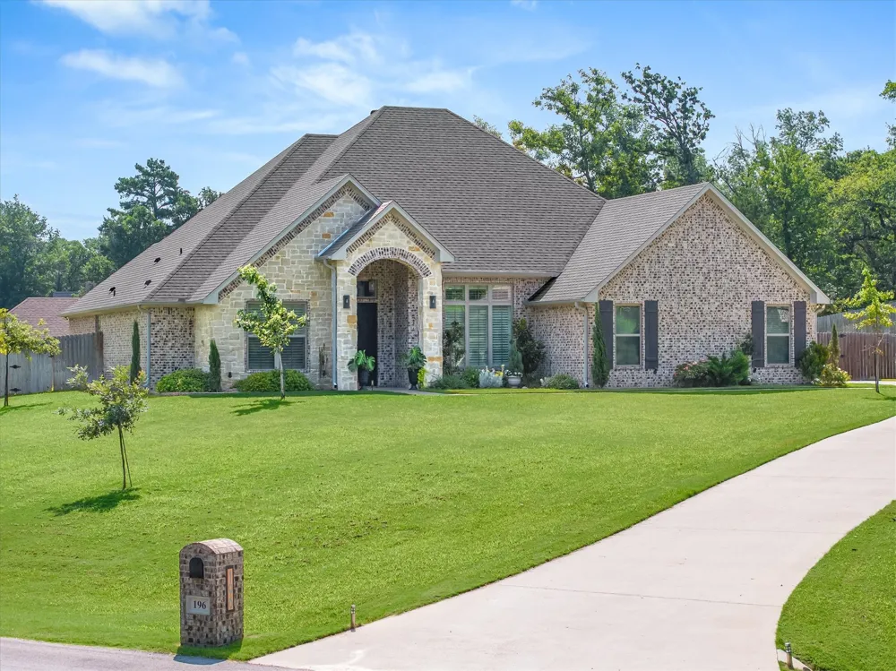196 County Road 2309 Mineola, TX 75773