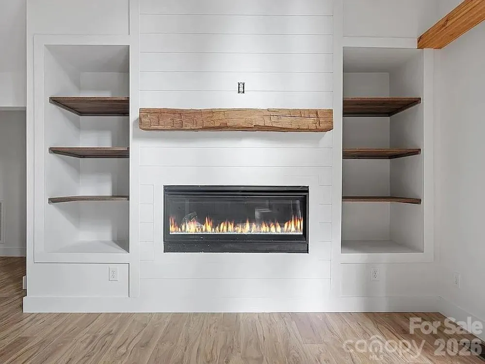 384 Cascada Vista Drive Chimney Rock, NC 28720