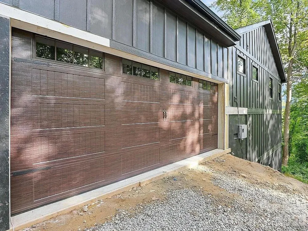 384 Cascada Vista Drive Chimney Rock, NC 28720
