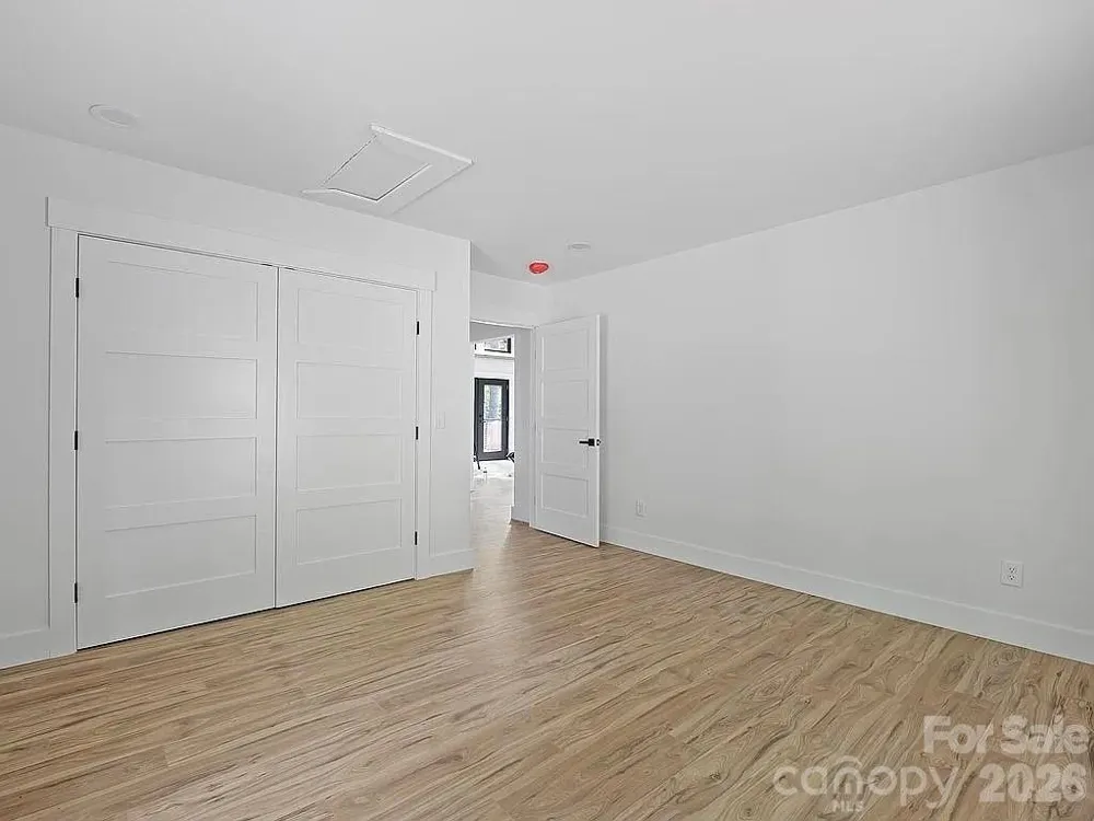 384 Cascada Vista Drive Chimney Rock, NC 28720