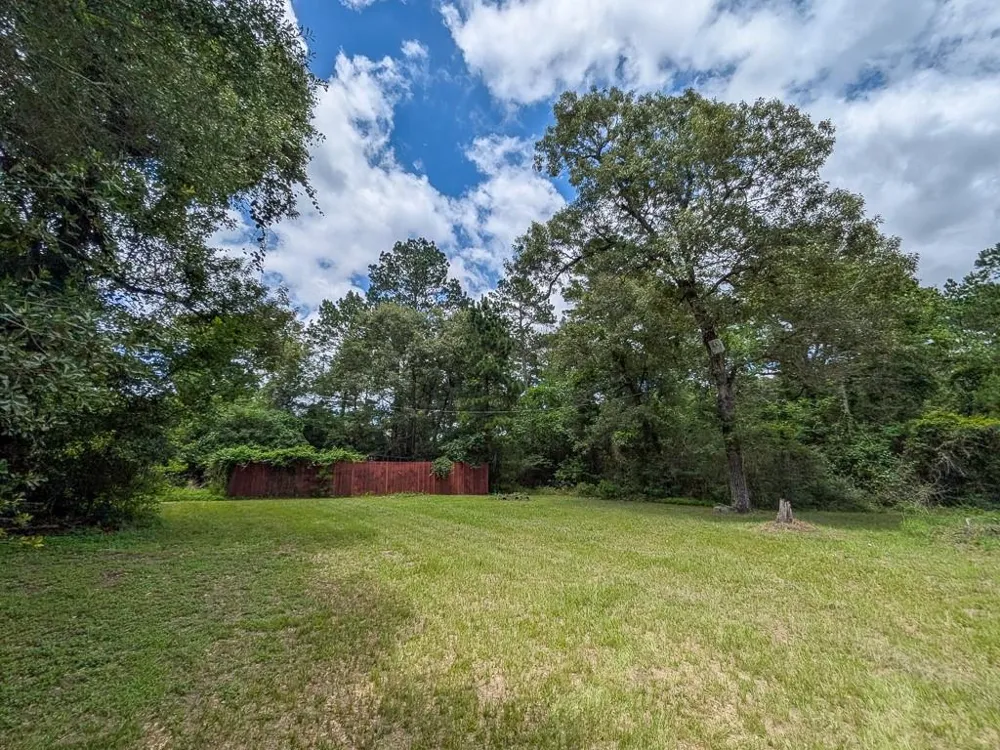 19 County Road 302 Navasota, TX 77868