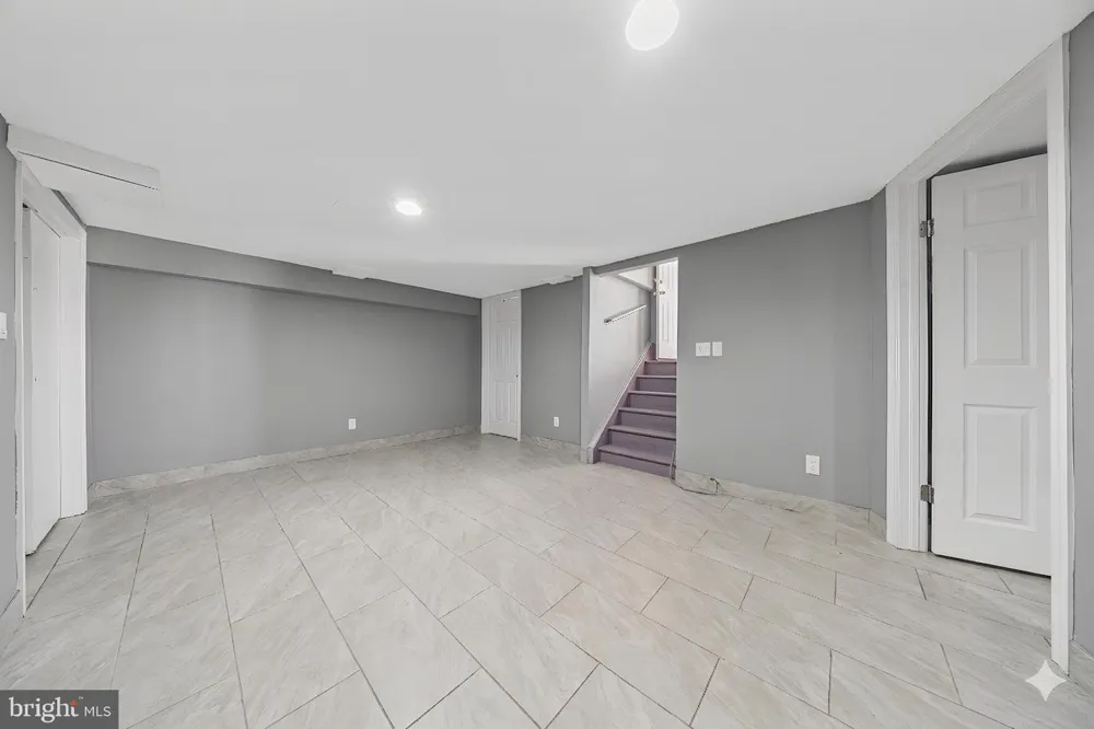 1114 MAGIE AVENUE Elizabeth, NJ 07208