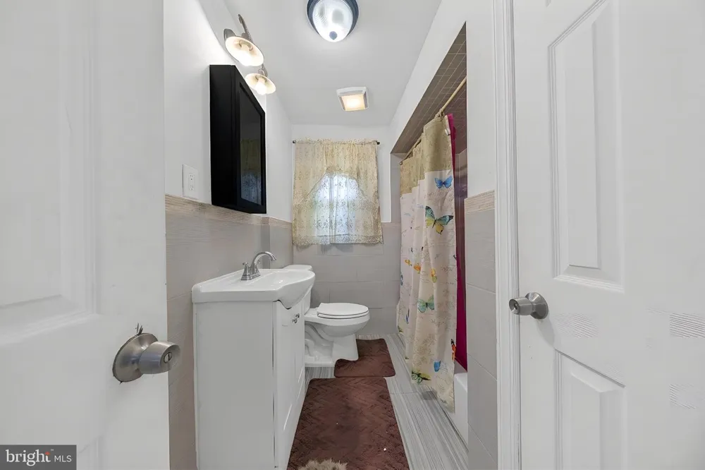 1114 MAGIE AVENUE Elizabeth, NJ 07208