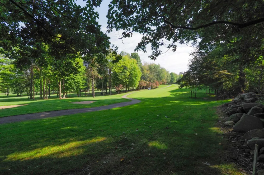 15295 Alister MacKenzie Avenue Augusta, MI 49012