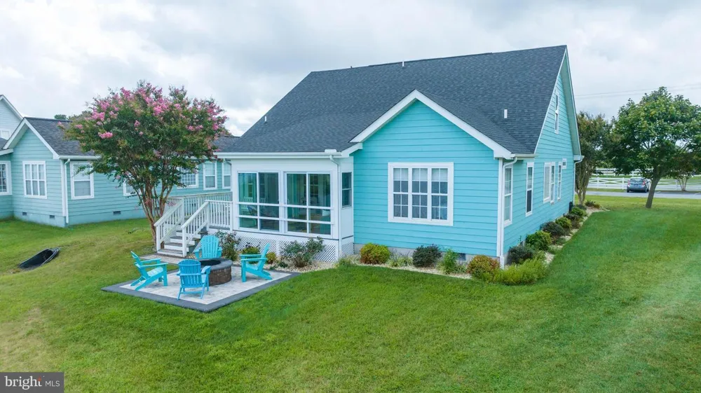 298 LAKESIDE DRIVE Lewes, DE 19958