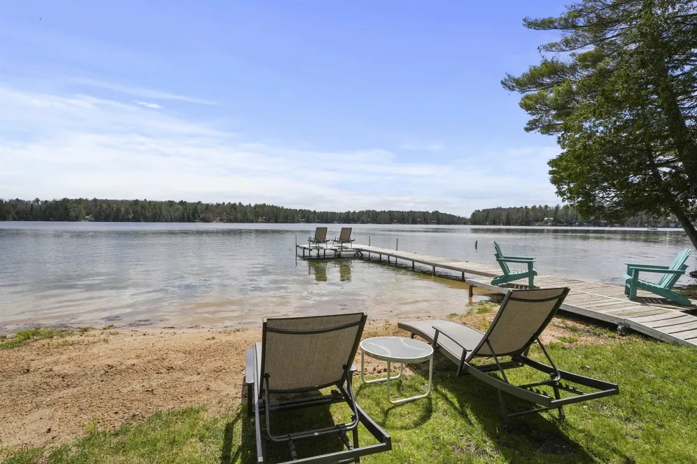 489 Peninsula Trail East Bay Township, MI 49696