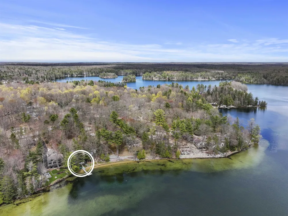 489 Peninsula Trail East Bay Township, MI 49696