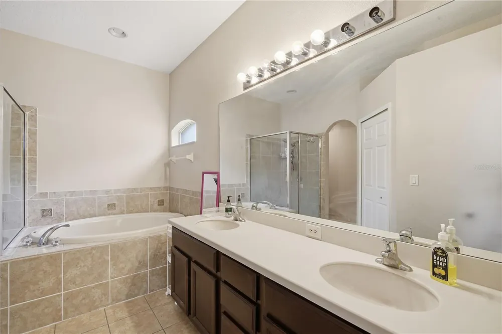 9821 JASMINE BROOK CIRCLE Land O Lakes, FL 34638