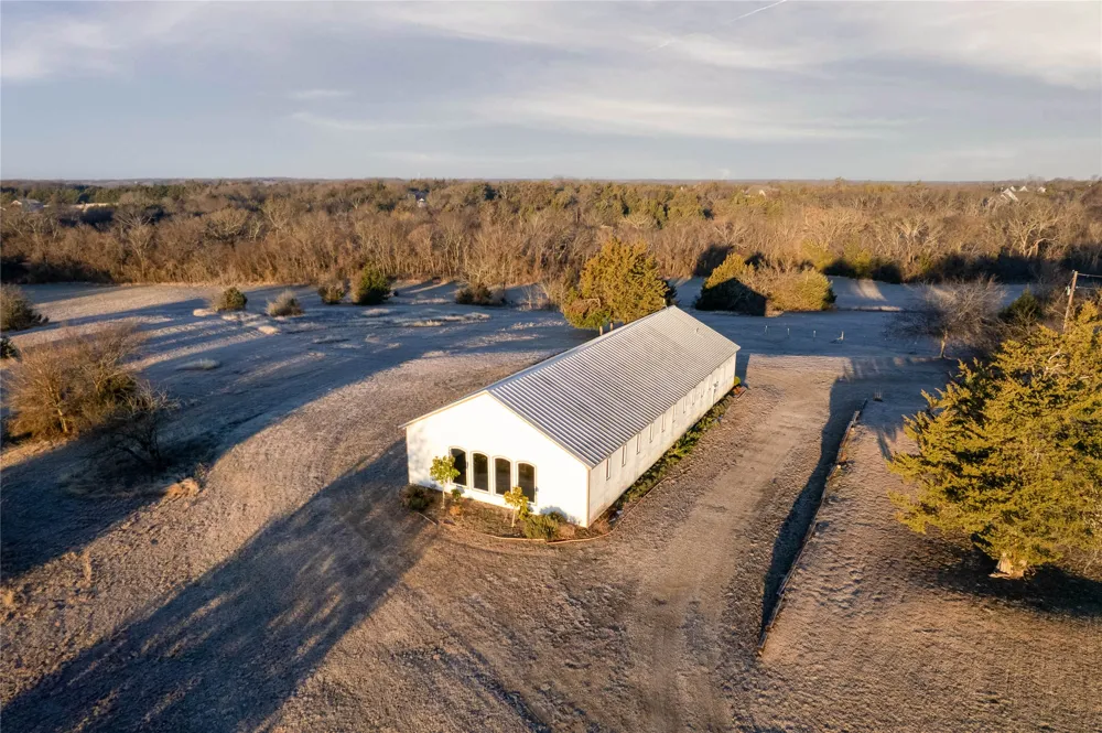 1922 Bethel Cannon Road Whitewright, TX 75491