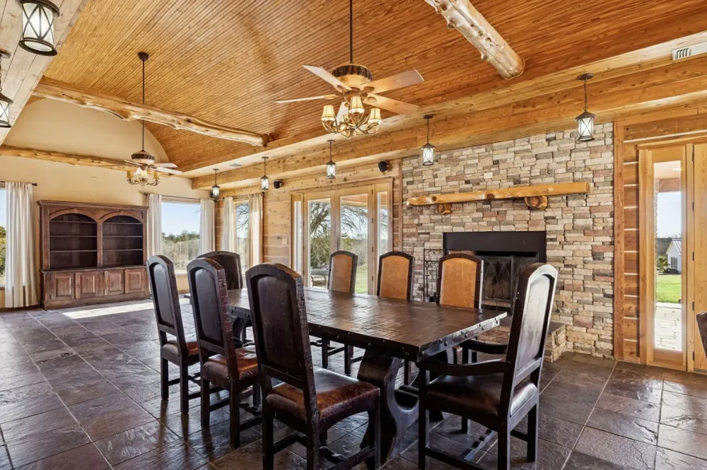 1922 Bethel Cannon Road Whitewright, TX 75491