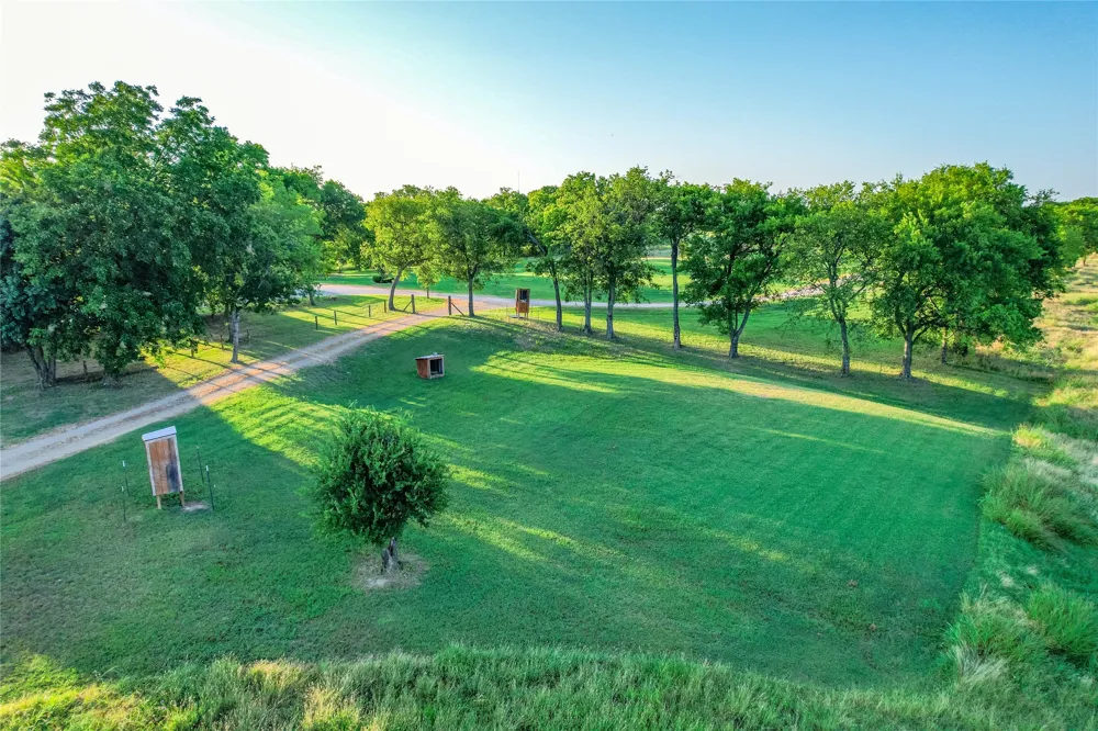 1922 Bethel Cannon Road Whitewright, TX 75491