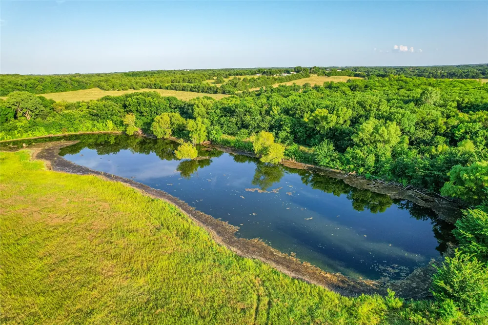 1922 Bethel Cannon Road Whitewright, TX 75491