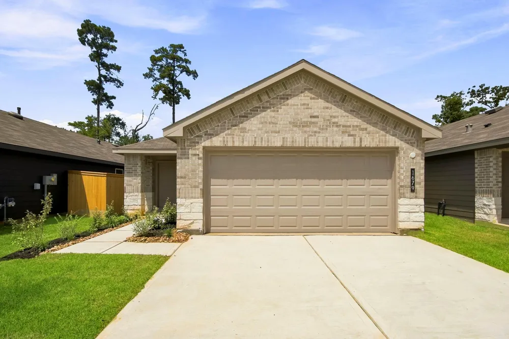 1679 Portia Lane Conroe, TX 77301