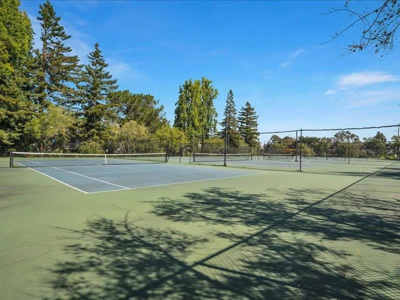 7109 Shelter Creek Lane San Bruno, CA 94066
