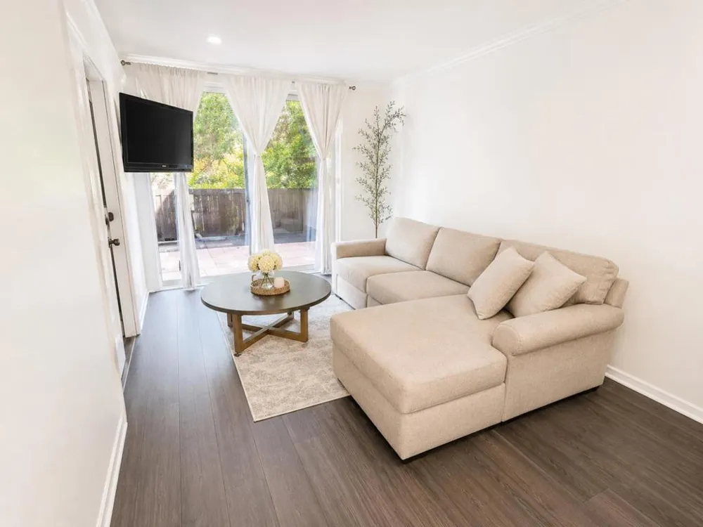 7109 Shelter Creek Lane San Bruno, CA 94066