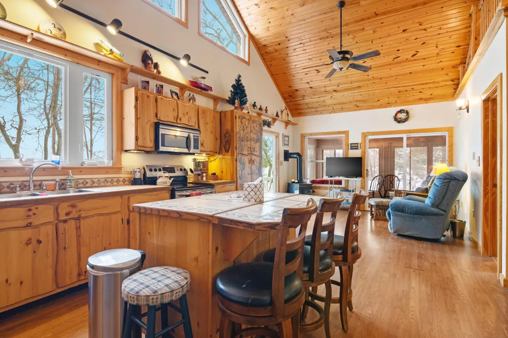 63 E Piney Road Manistee, MI 49660
