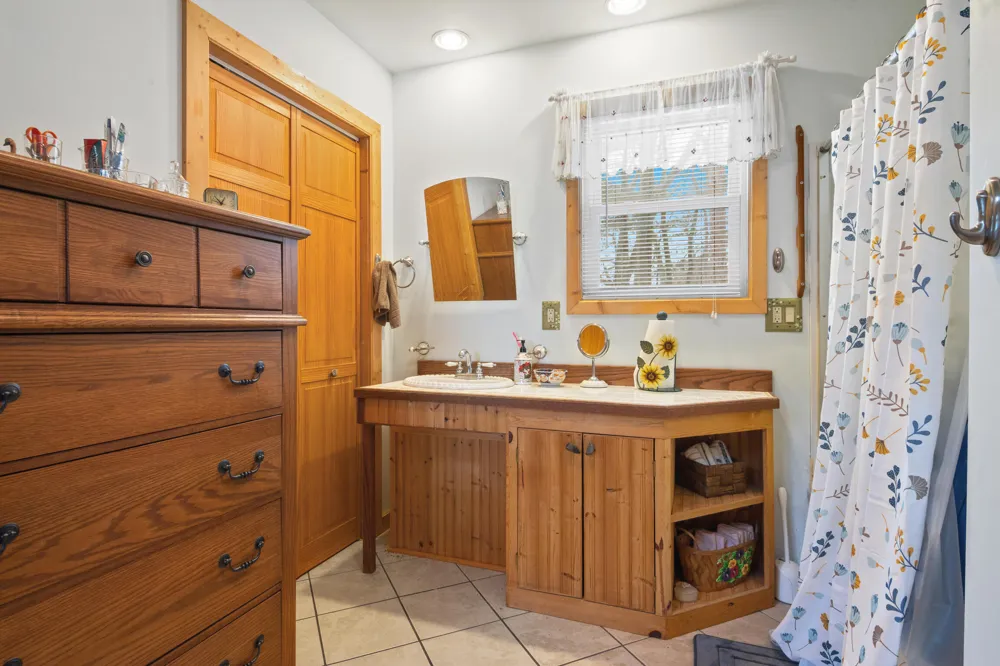 63 E Piney Road Manistee, MI 49660