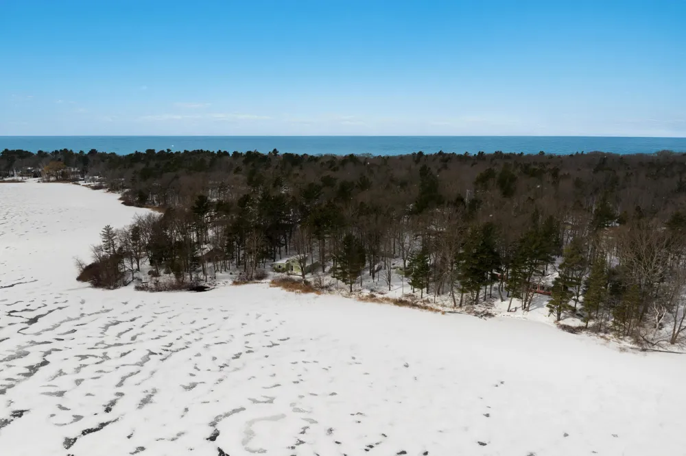 63 E Piney Road Manistee, MI 49660