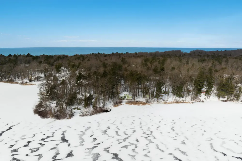 63 E Piney Road Manistee, MI 49660