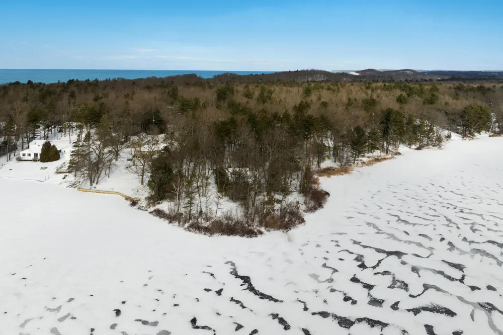 63 E Piney Road Manistee, MI 49660
