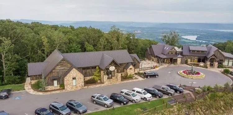174 Volunteer Street Jasper, TN 37347