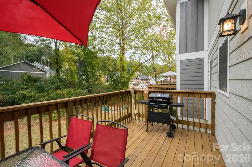 305 Jenna Clare Lane Asheville, NC 28803