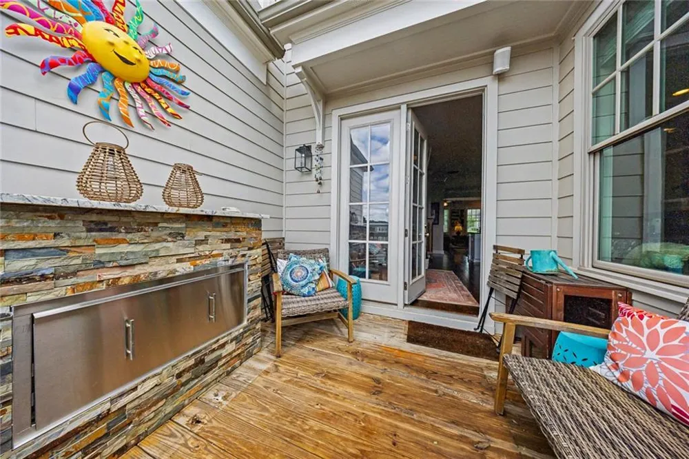668 Brashy Street Woodstock, GA 30188
