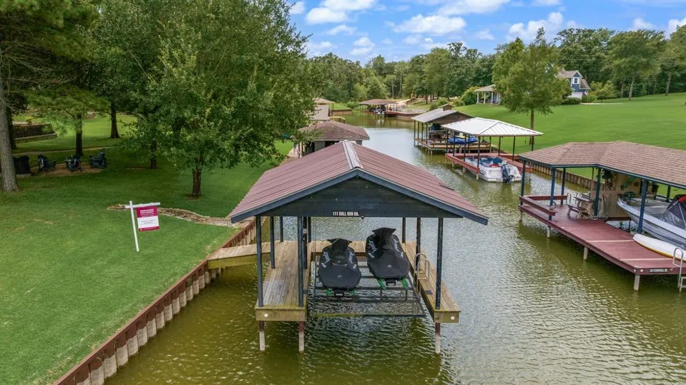 111 Bull Run Drive Streetman, TX 75859