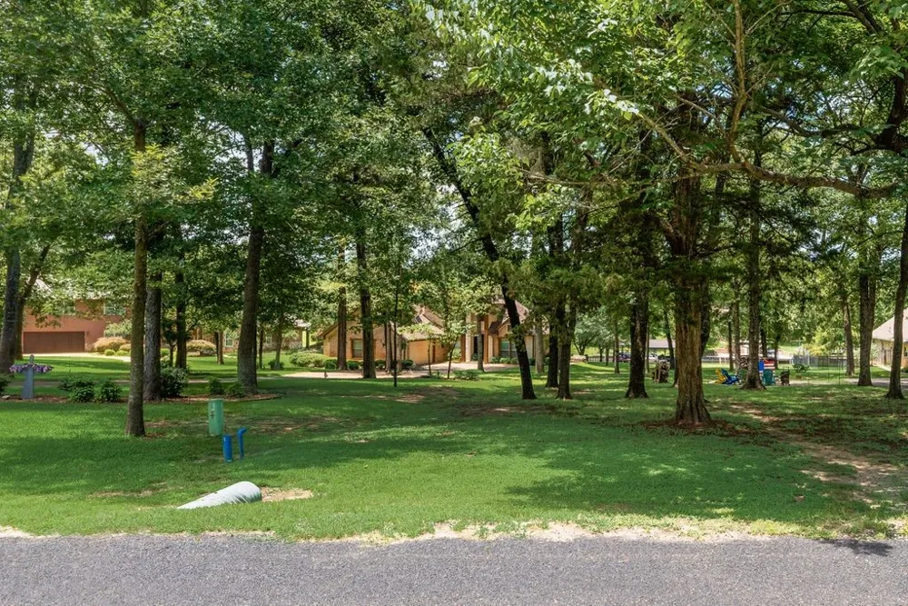 111 Bull Run Drive Streetman, TX 75859