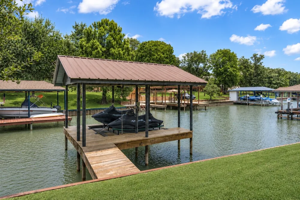 111 Bull Run Drive Streetman, TX 75859