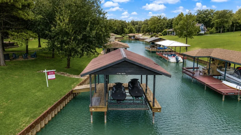 111 Bull Run Drive Streetman, TX 75859