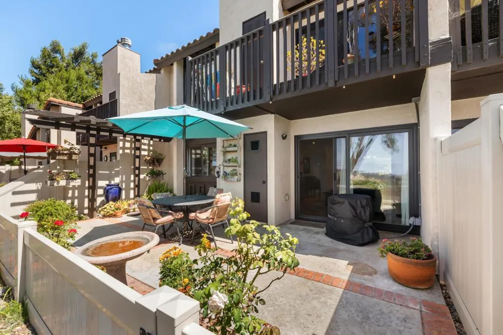 136 S Jayton Lane Encinitas, CA 92024