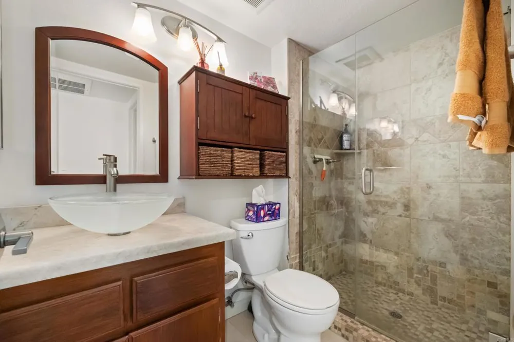136 S Jayton Lane Encinitas, CA 92024