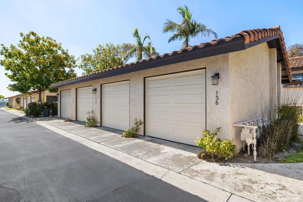 136 S Jayton Lane Encinitas, CA 92024