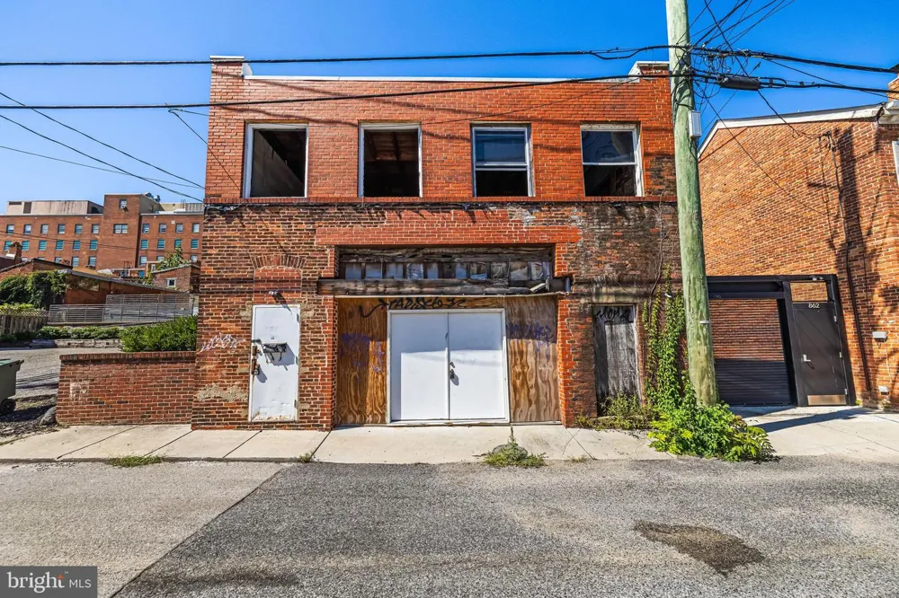 858 TYSON STREET Baltimore, MD 21201