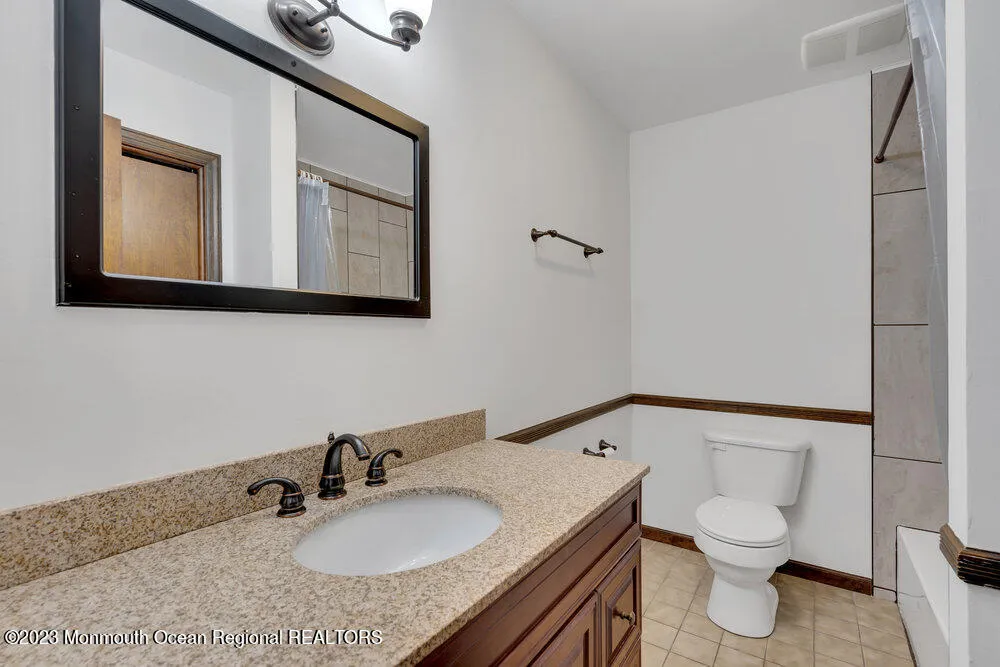 802 Laura Herbert Drive Point Pleasant, NJ 08742