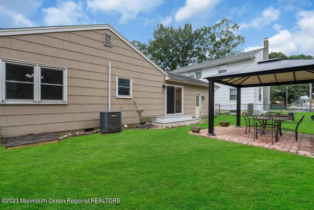 802 Laura Herbert Drive Point Pleasant, NJ 08742