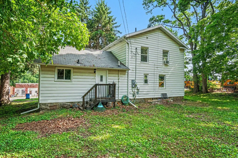 338 College Street Olivet City, MI 49076
