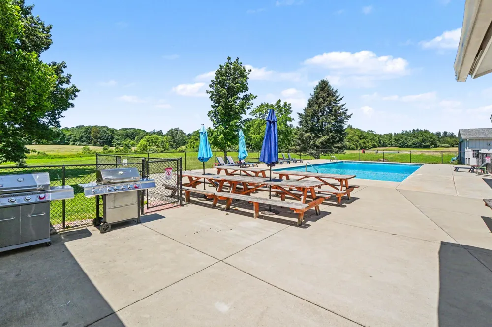 7019 109th Avenue Casco Township, MI 49090