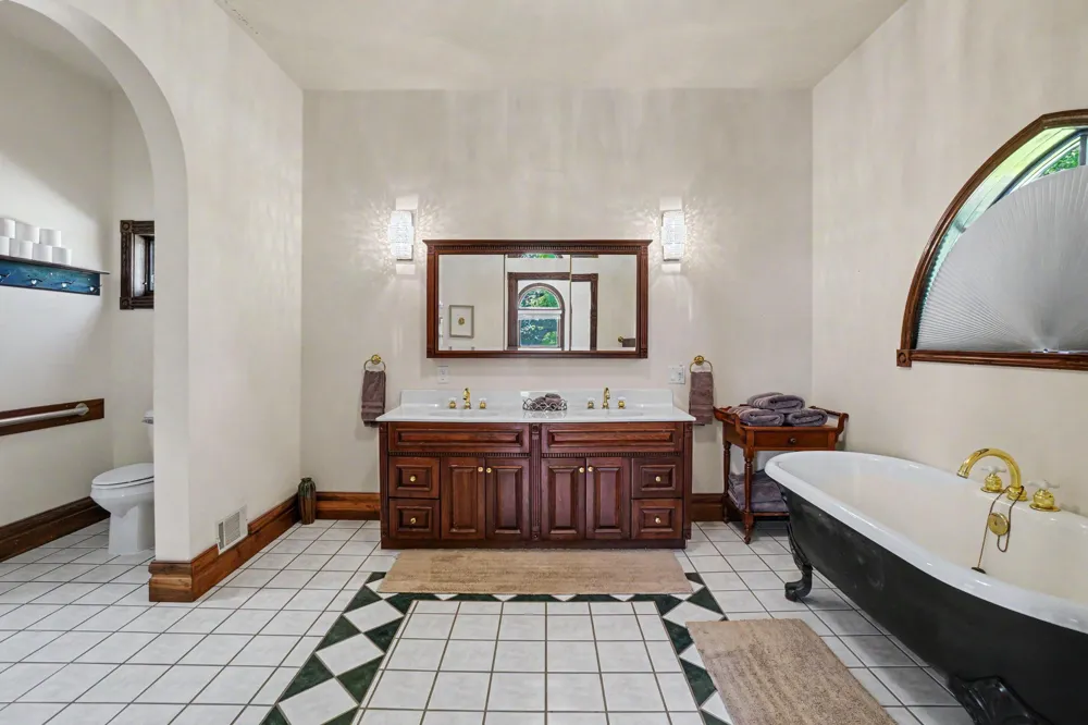 7019 109th Avenue Casco Township, MI 49090