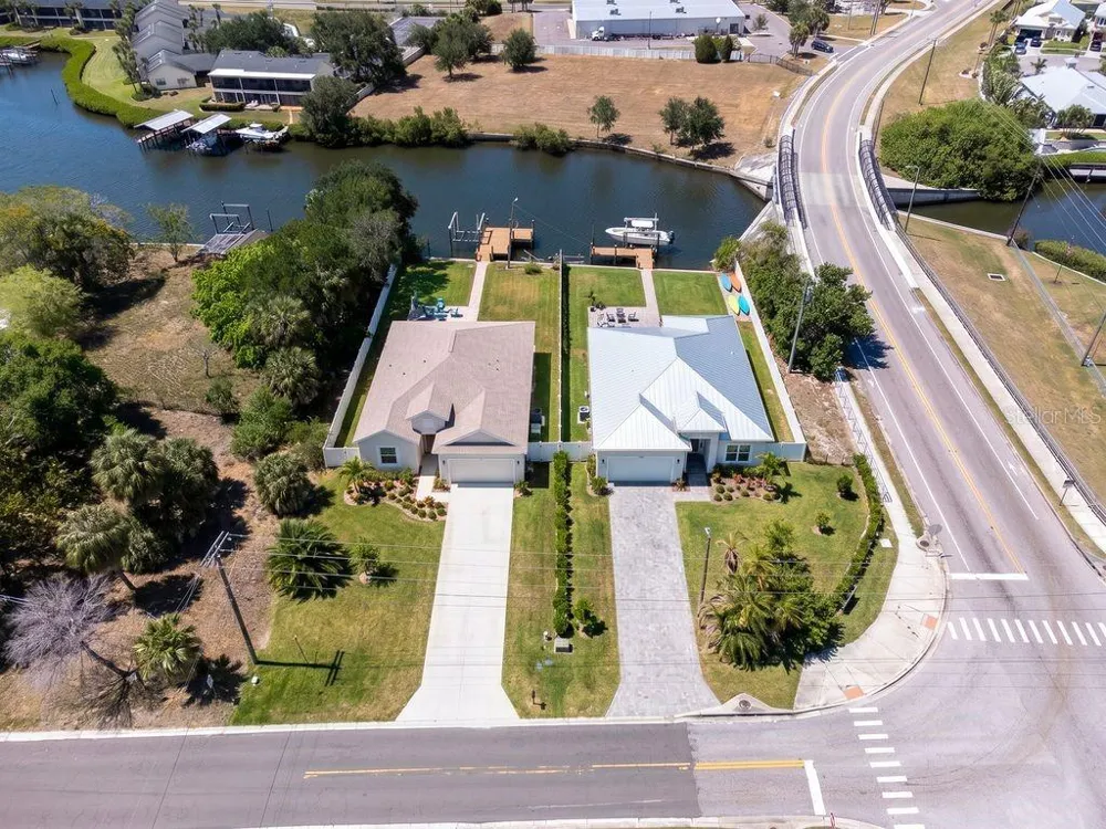 601 FLAMINGO DRIVE Apollo Beach, FL 33572
