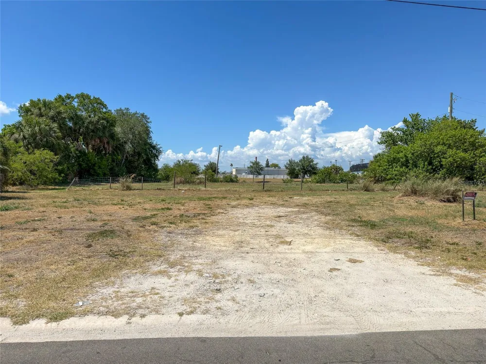601 FLAMINGO DRIVE Apollo Beach, FL 33572