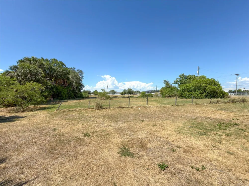 601 FLAMINGO DRIVE Apollo Beach, FL 33572