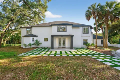 305 SWEETWATER CLUB CIRCLE