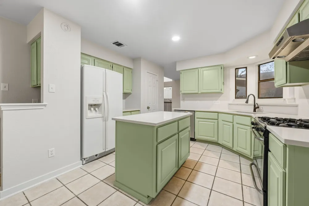 8712 Coastal Drive Austin, TX 78749