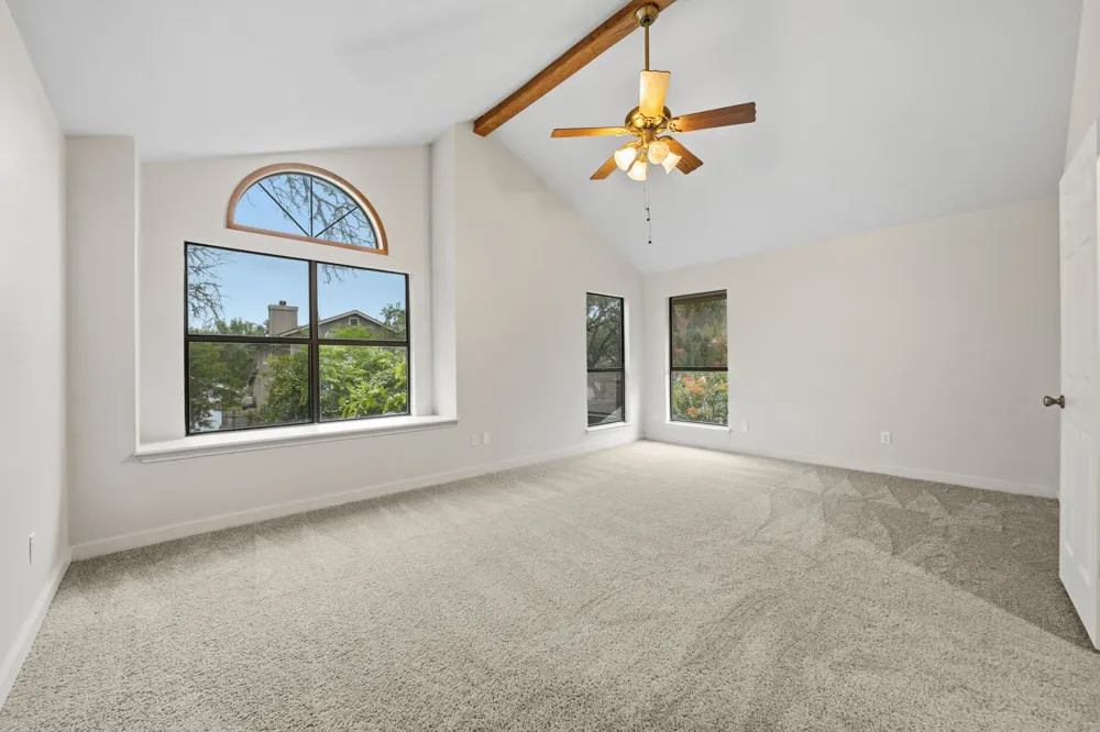 8712 Coastal Drive Austin, TX 78749