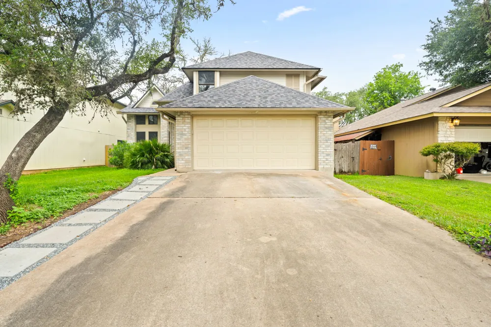 8712 Coastal Drive Austin, TX 78749