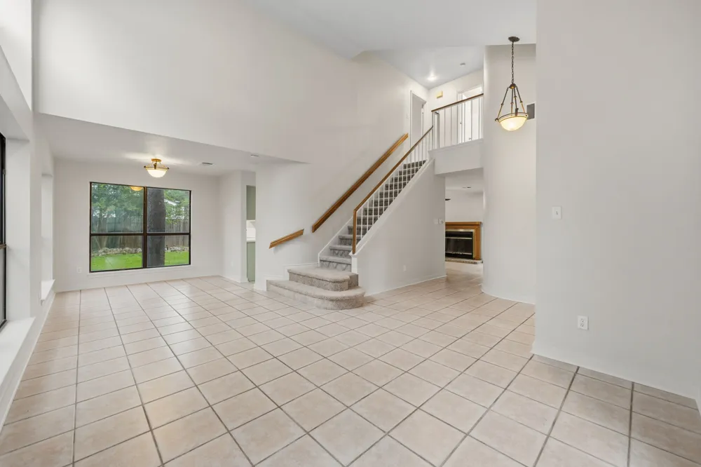 8712 Coastal Drive Austin, TX 78749