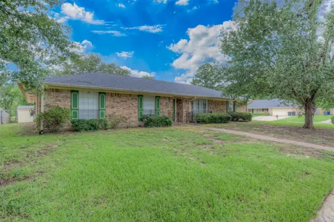 3331 Chaumont Circle